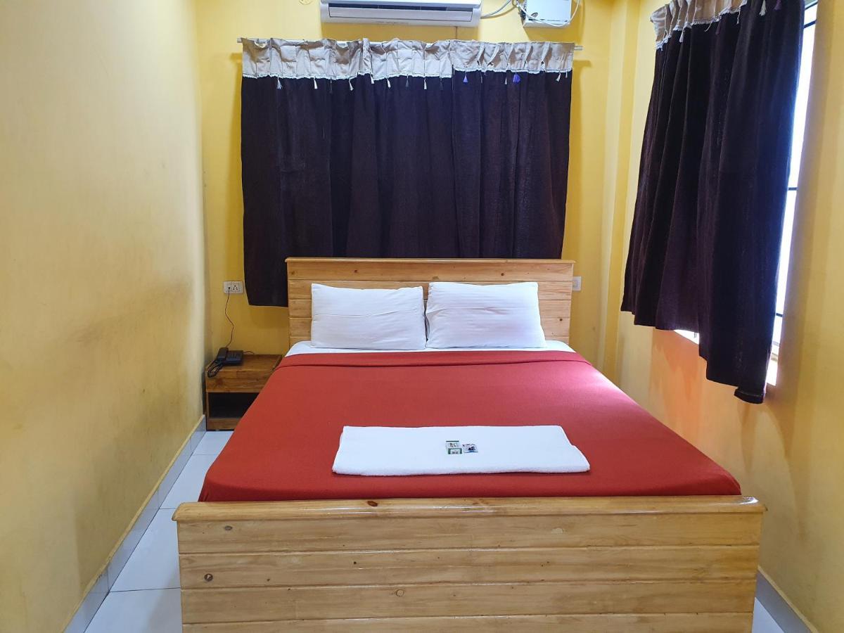 Le Hotel Host Tiruchirappalli Exterior photo